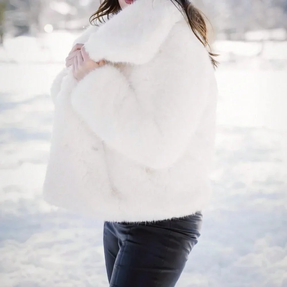 White Preppy Women's Casual Luxury Faux Fur Coat